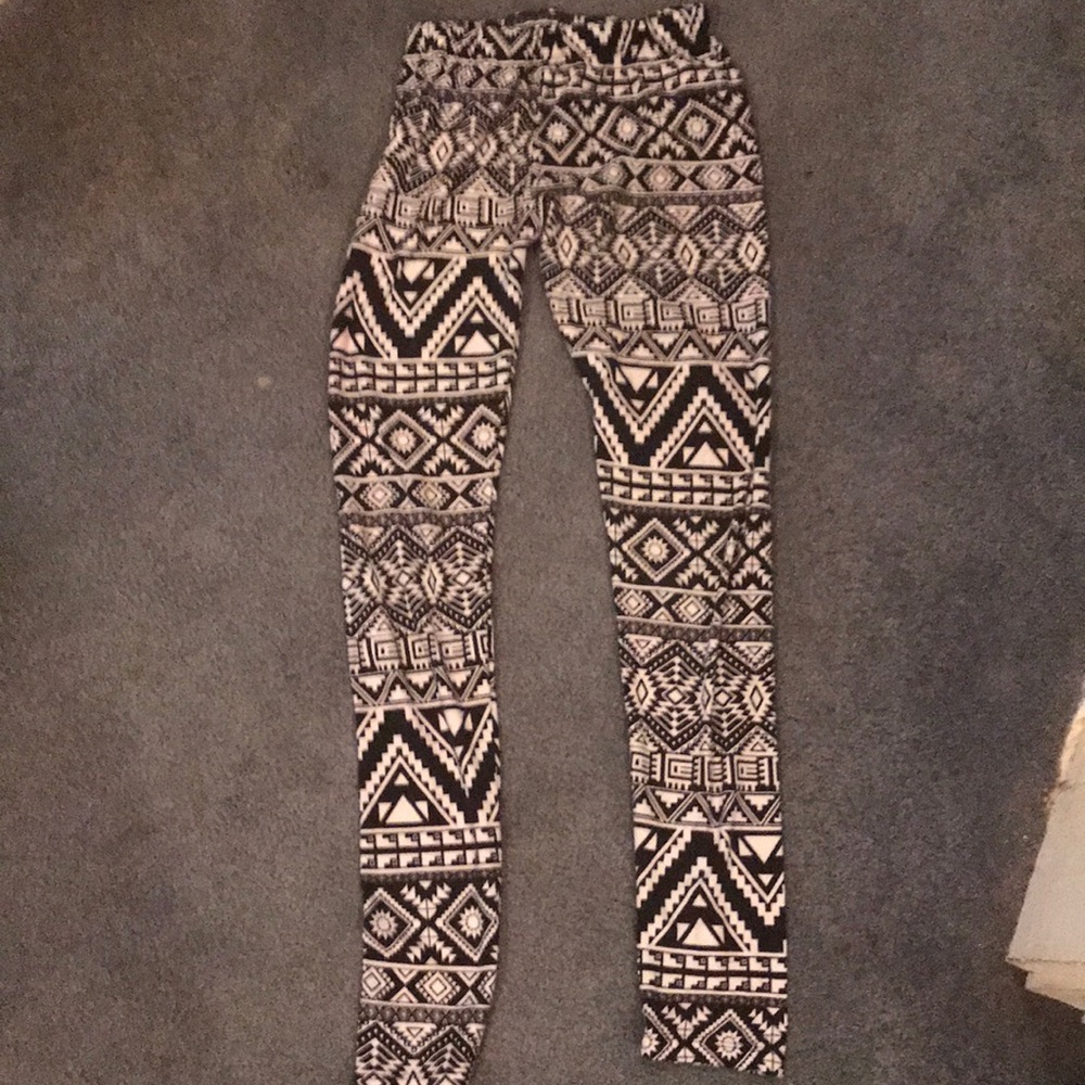 Girls size lg leggings